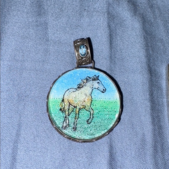 Multiple Pendants - Picture 2 of 4